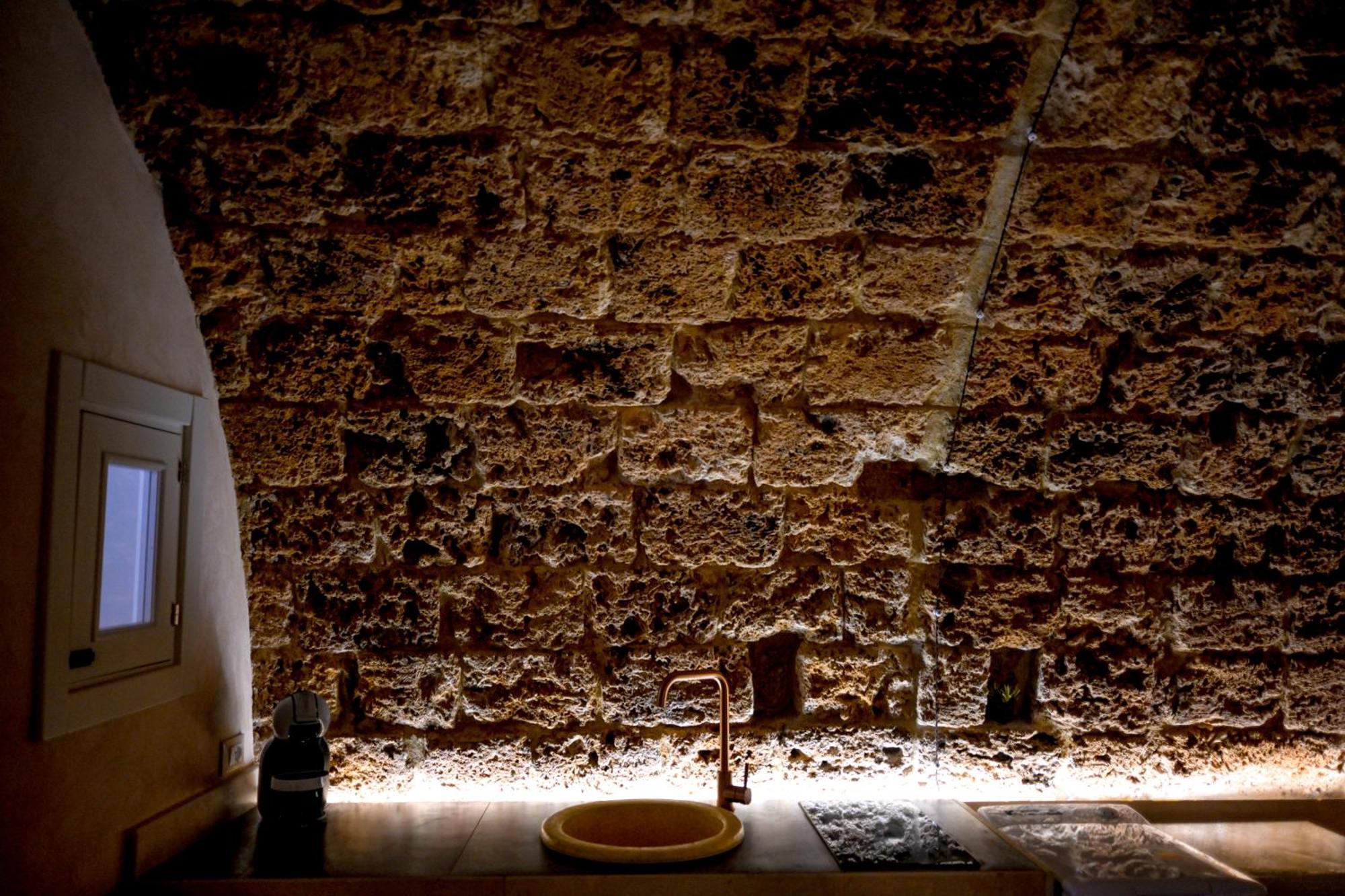 La Grotta, Luxury Suite & Spa Ното Экстерьер фото