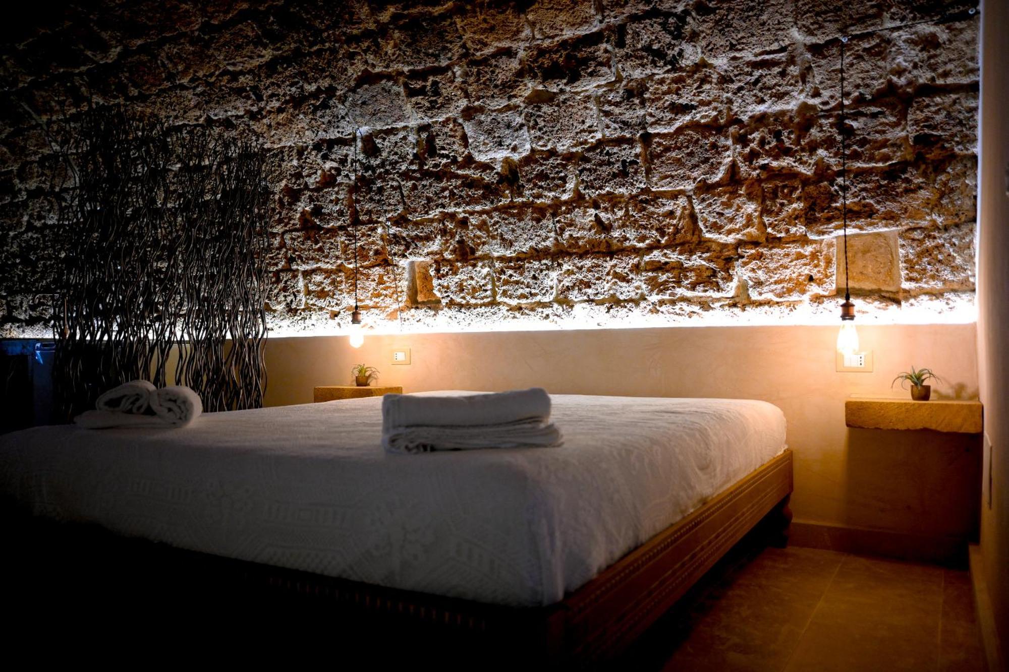 La Grotta, Luxury Suite & Spa Ното Экстерьер фото