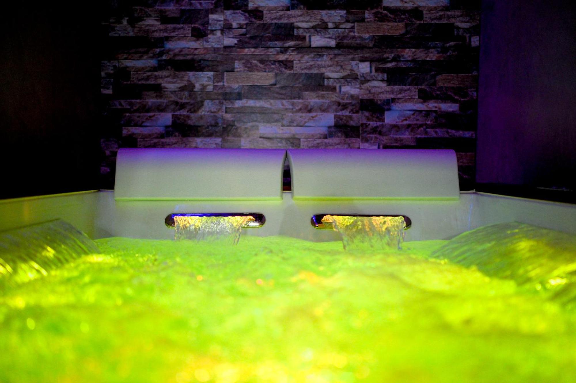 La Grotta, Luxury Suite & Spa Ното Экстерьер фото