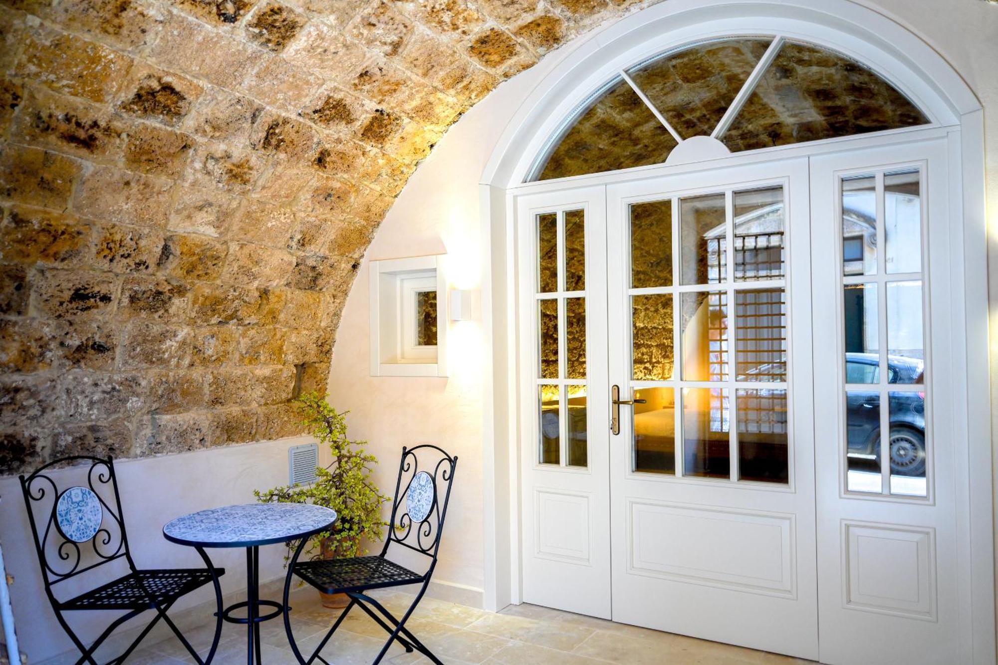La Grotta, Luxury Suite & Spa Ното Экстерьер фото